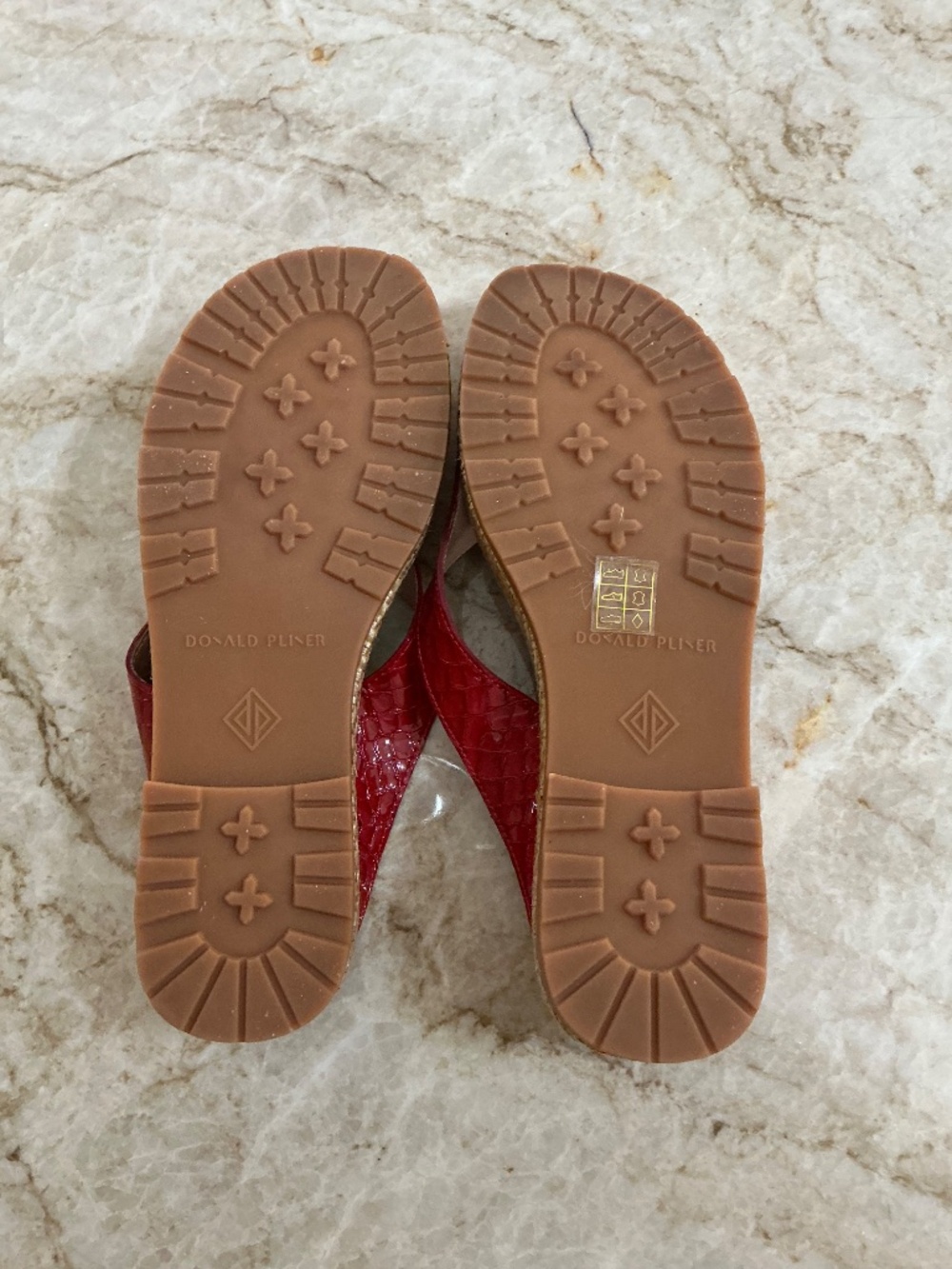 DONALD PLINER  LORRA SANDALS - Picture 4 of 5